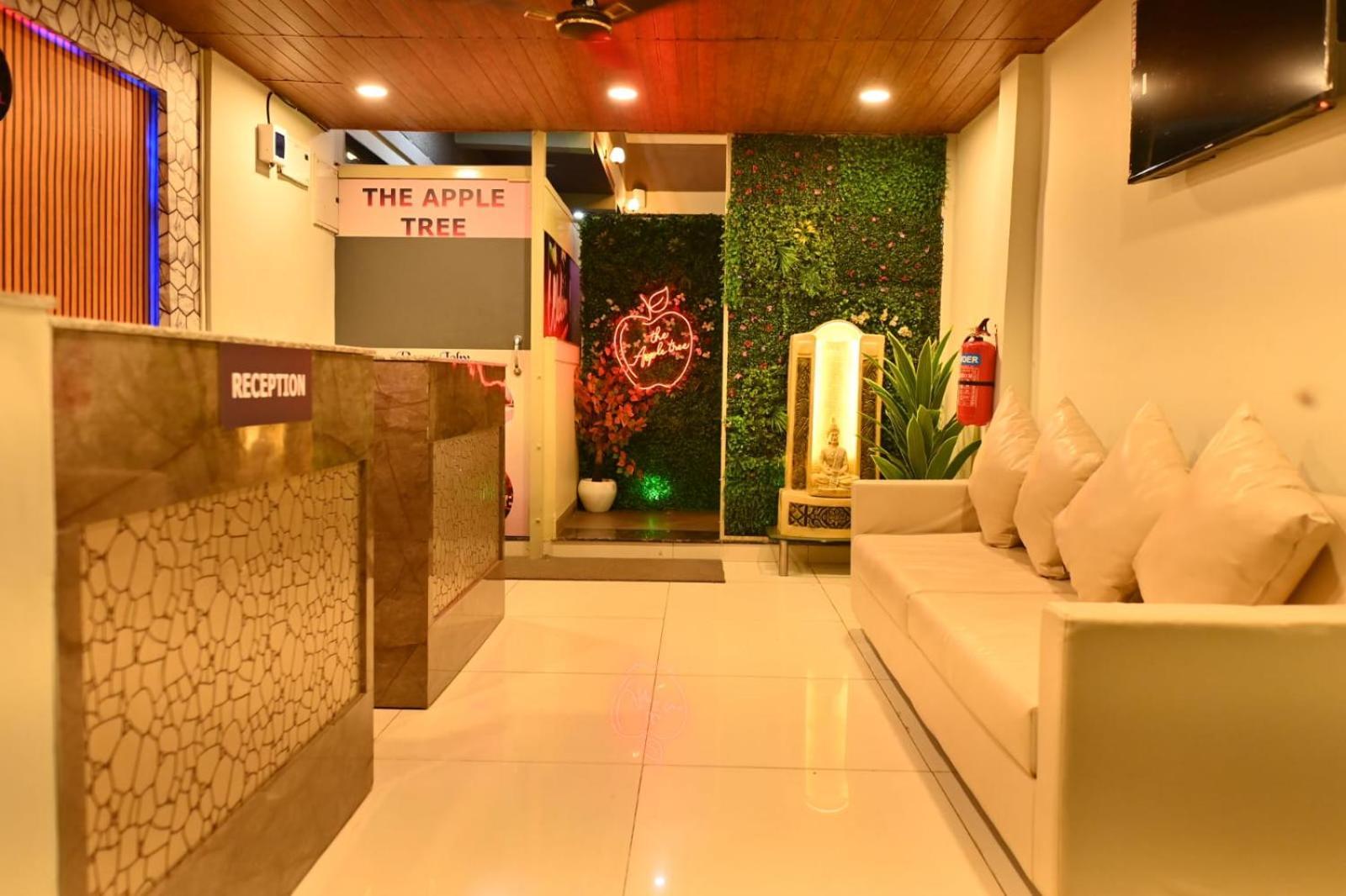 The Apple Tree Hotel Indore Exterior photo